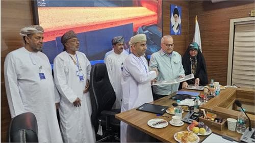 È stato firmato un accordo trilaterale tra la delegazione omanita, la Camera di Commercio di Ahvaz e la Società Siderurg
