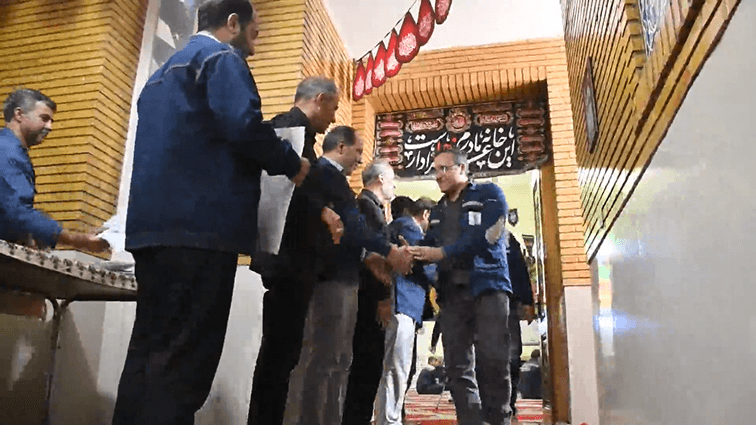 Accompagnement des pèlerins d'Arbaeen Hosseini (ع) à Siman Sepahan