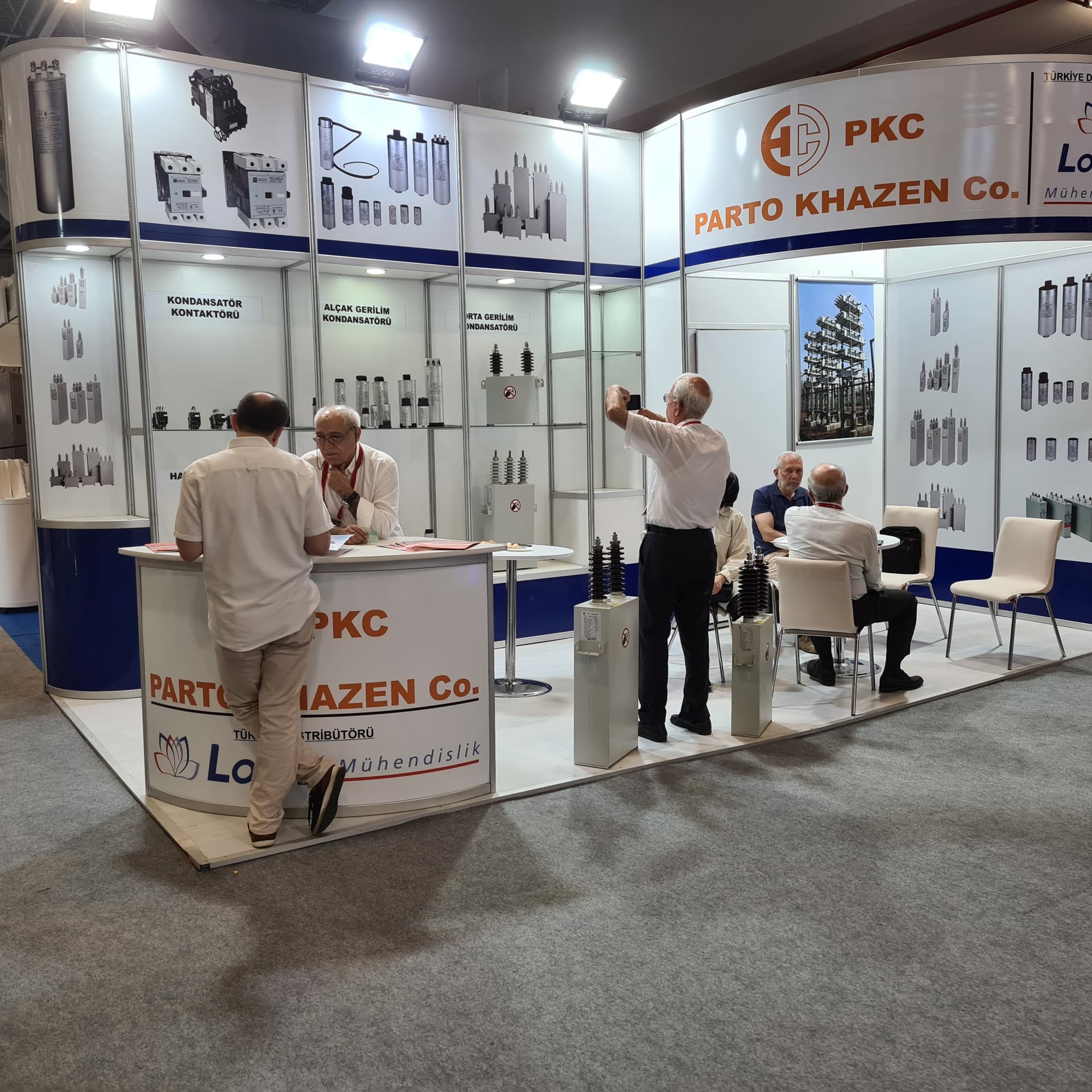 Présence de la société Parto Khazen à l'exposition internationale d'Istanbul, en Turquie, en l'an 1401 (2022 de l'ère ch