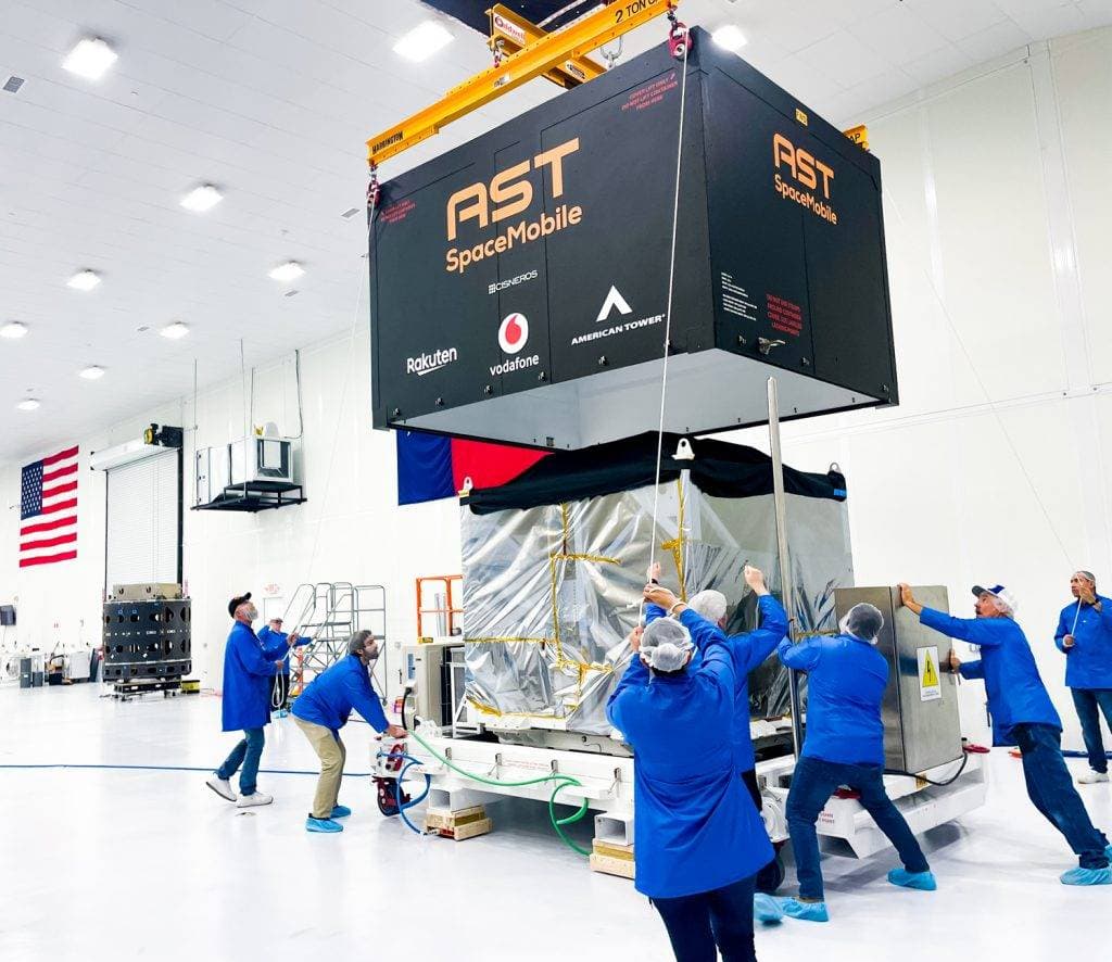 Cinco satélites de telecomunicaciones AST SpaceMobile han recibido la autorización para el lanzamiento.