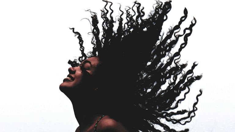 Erreurs de soins capillaires qui ruinent la beauté de vos cheveux !
