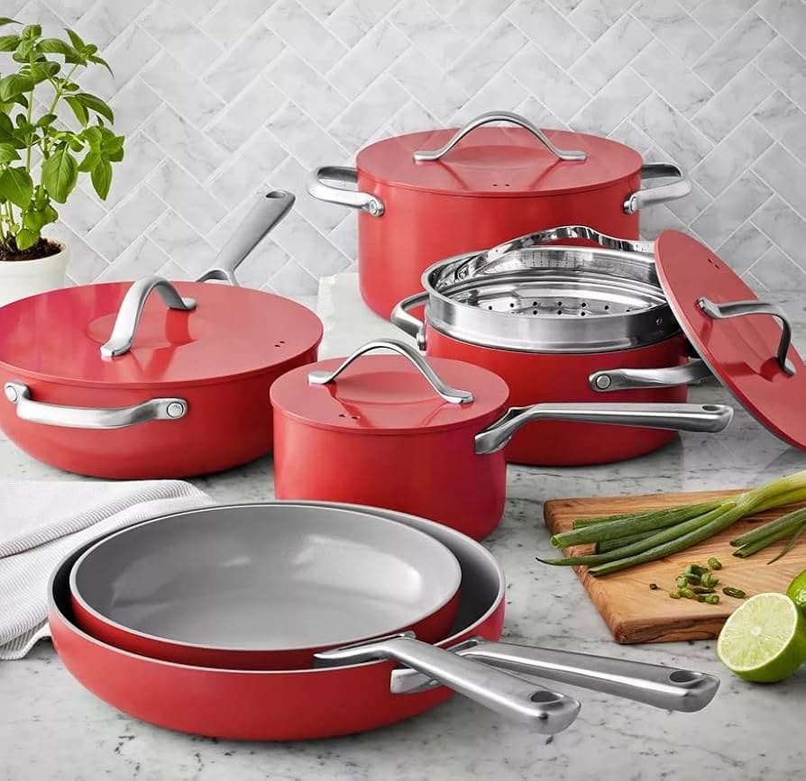 Storia delle pentole antiaderenti: dall'invenzione all'uso diffuso nelle cucine