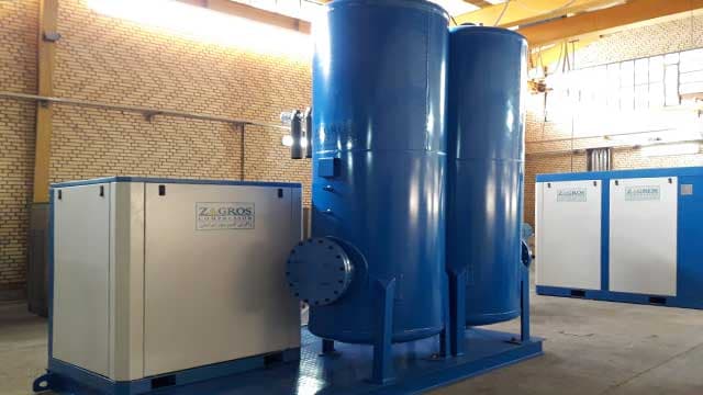 Compressed air storage tank