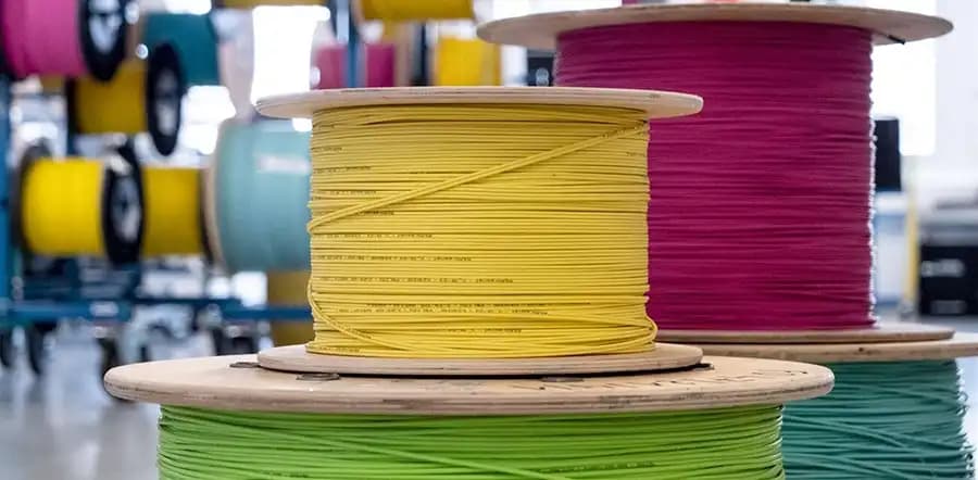 Capacitación en cableado de red: fibra óptica o cable de red de cobre