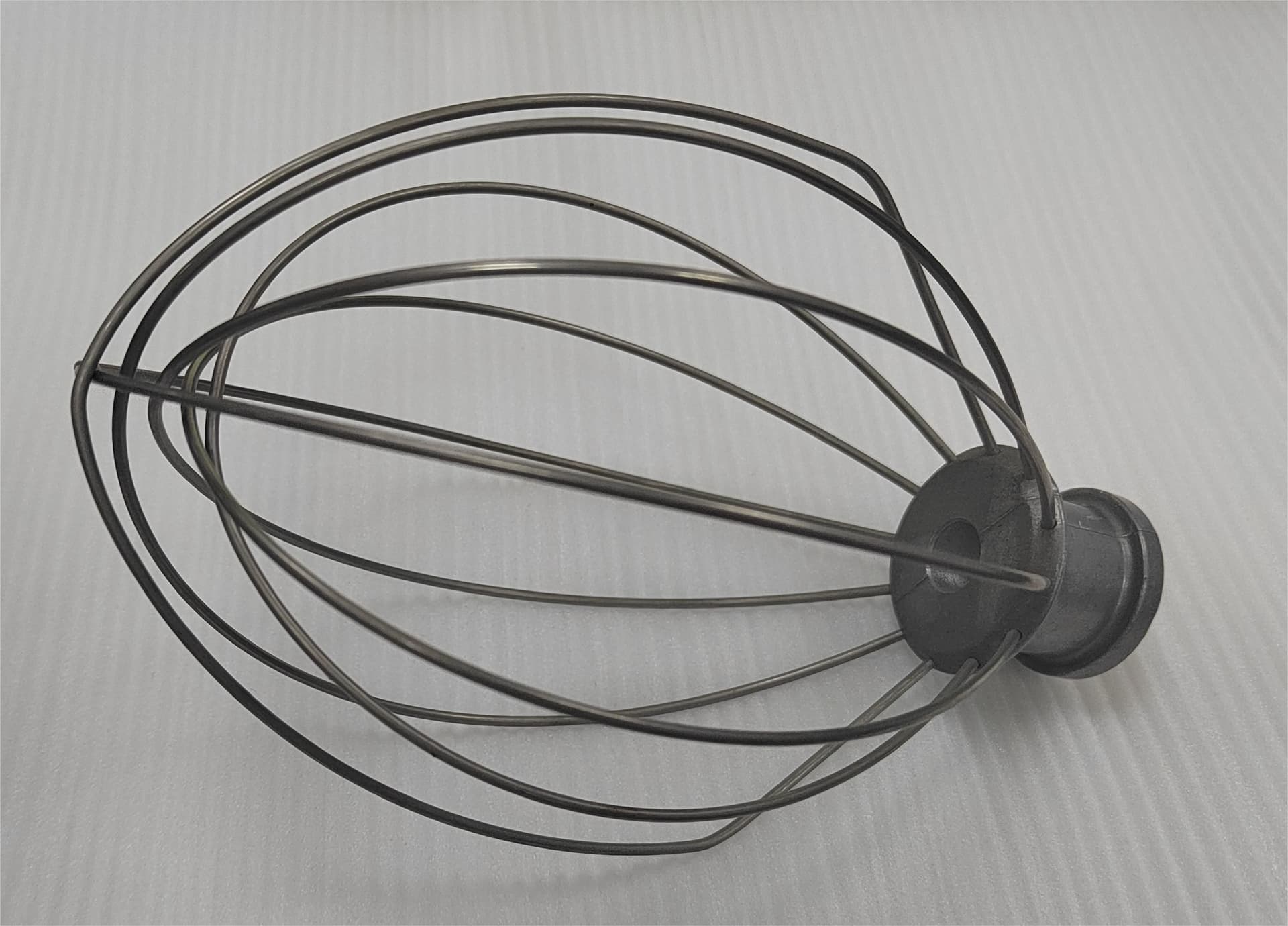 Wire board and specialized blender: designed for excellence by Dongguan Jinghao Metal Products Company.