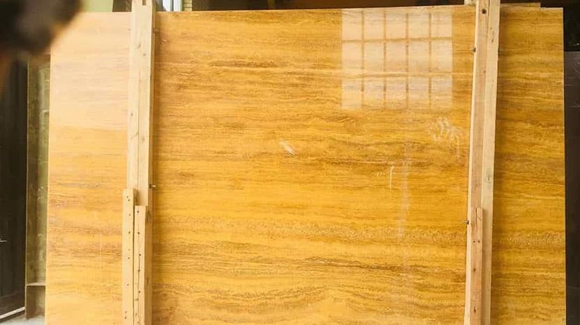 Lime travertine of Azarshahr
