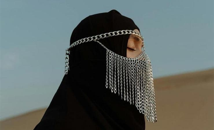 Die Schönheit der Abaya-Kleider offenbaren