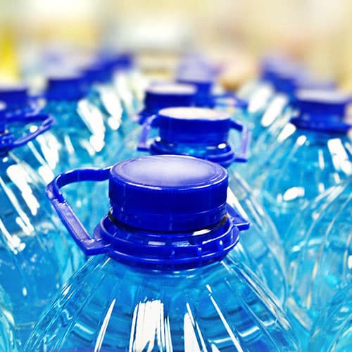 Properties, characteristics, and applications of plastic in everyday life