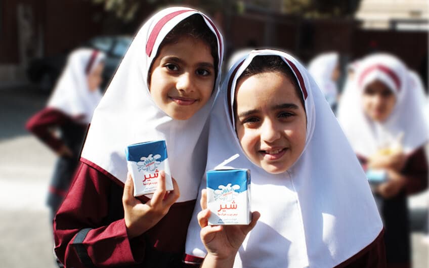 Distribution de lait gratuit dans les écoles après une décennie d'arrêt.