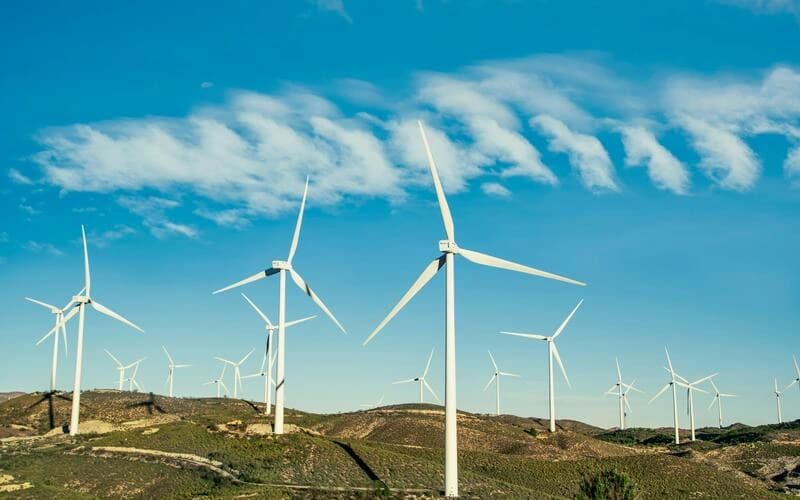 Avantages environnementaux de l'utilisation des polymères dans les énergies renouvelables