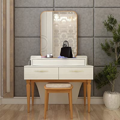 Selena vanity table