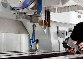 Entwicklung der CNC-Technologie in der Holzindustrie