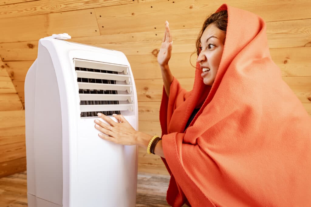 Chiller à compression d'air | Fonctionnement, composants, avantages et applications