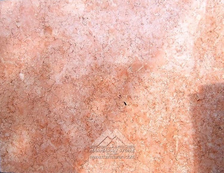 Розовый мрамор